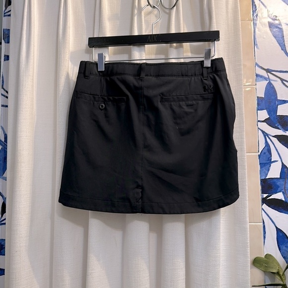 Women’s Black Under Armour 100% Polyester Golf Skort Size 6 - Picture 5 of 6